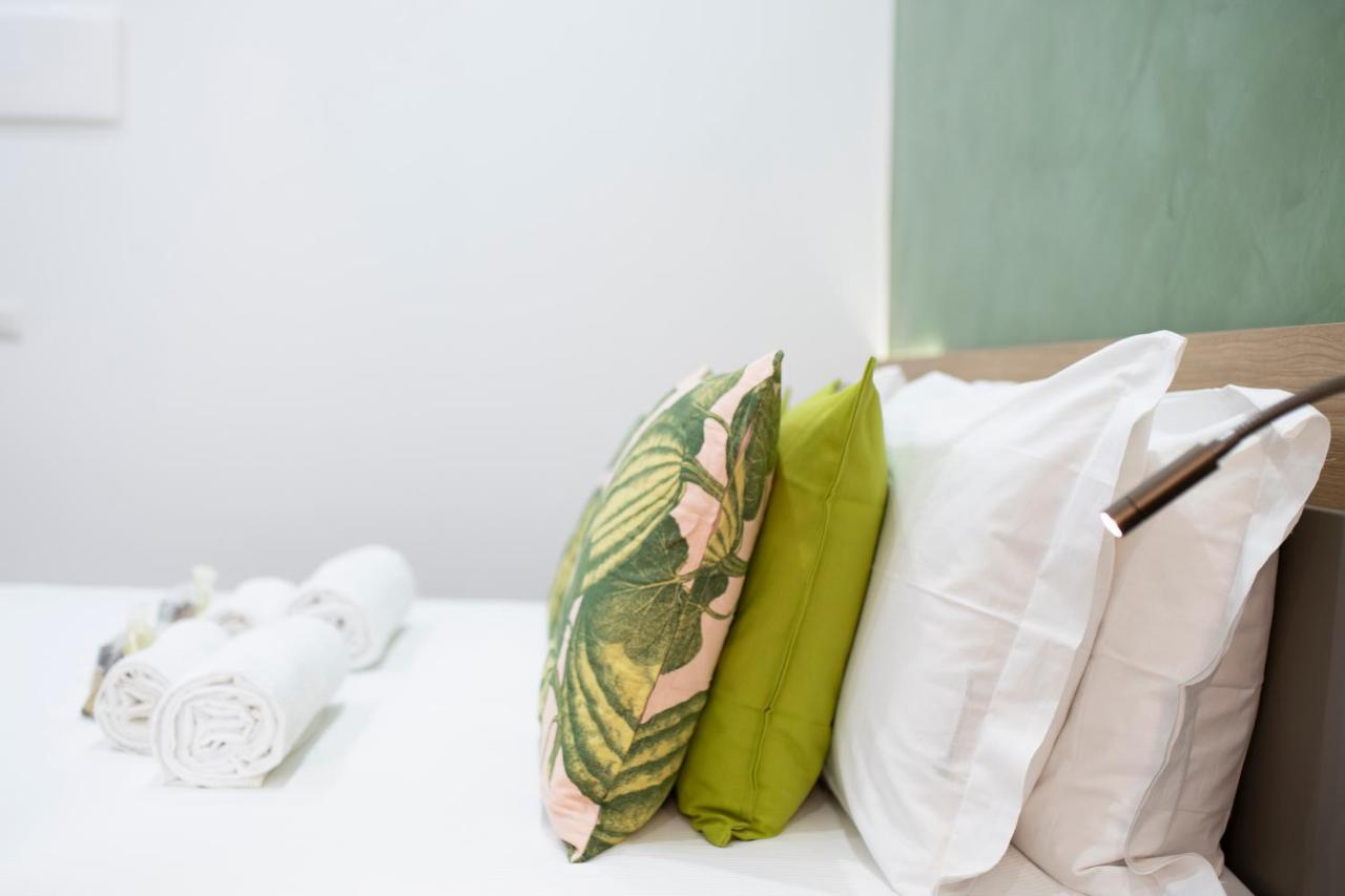 Catone Luxury Rooms Рим Экстерьер фото