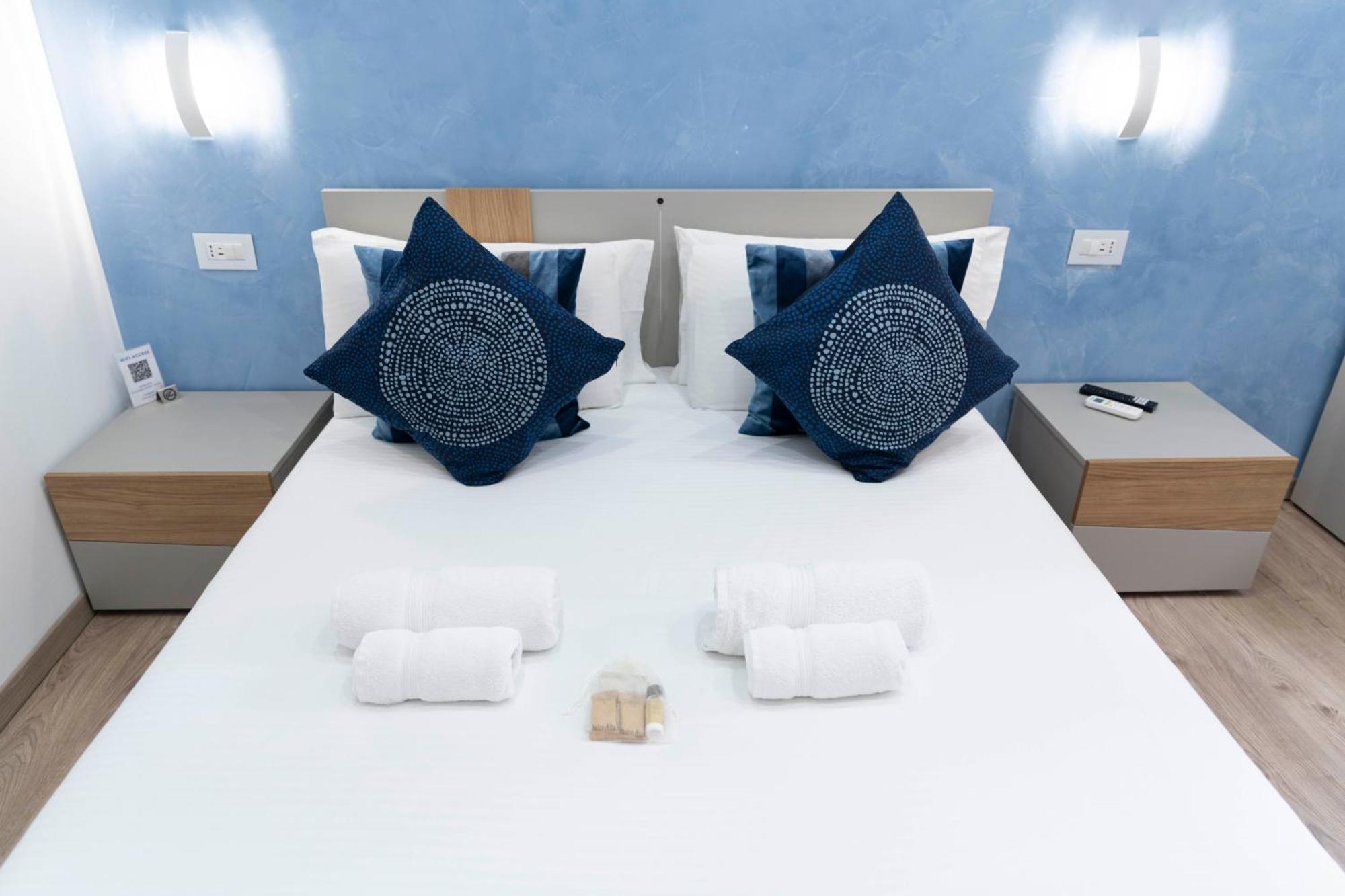 Catone Luxury Rooms Рим Экстерьер фото